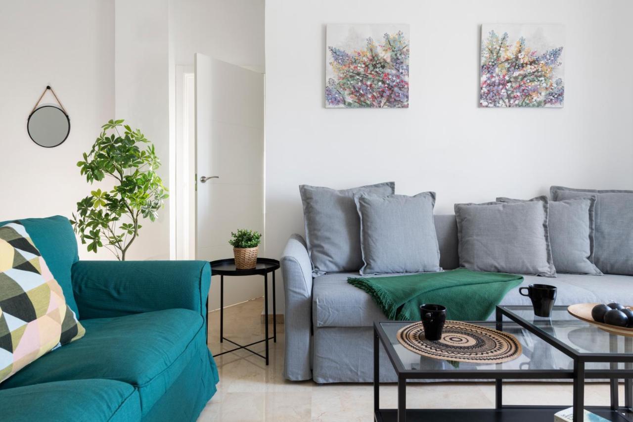 Leones Home, Parking Y Vistas Al Rio * Séville