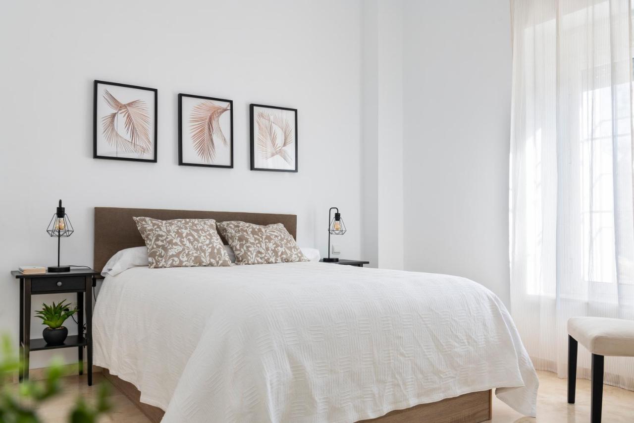 Appartement Leones Home, Parking Y Vistas Al Rio Séville