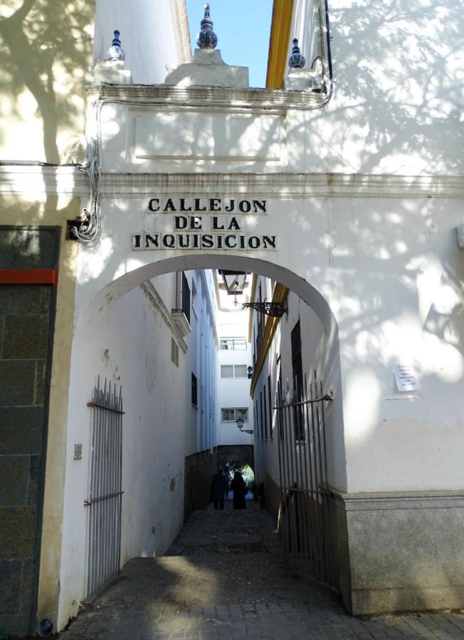 Leones Home, Parking Y Vistas Al Rio Appartement Sevilla